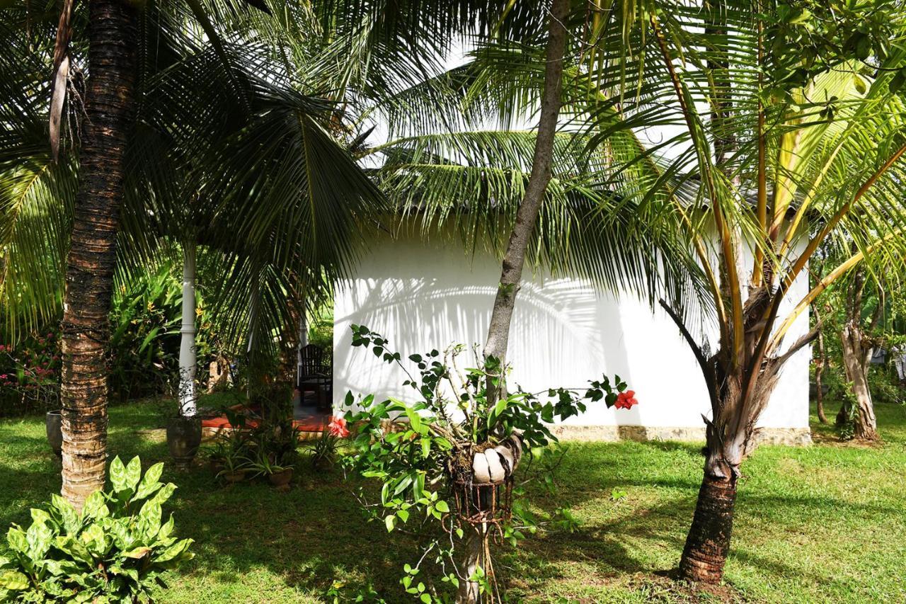 Bay Hill Guest House Tangalle Bagian luar foto